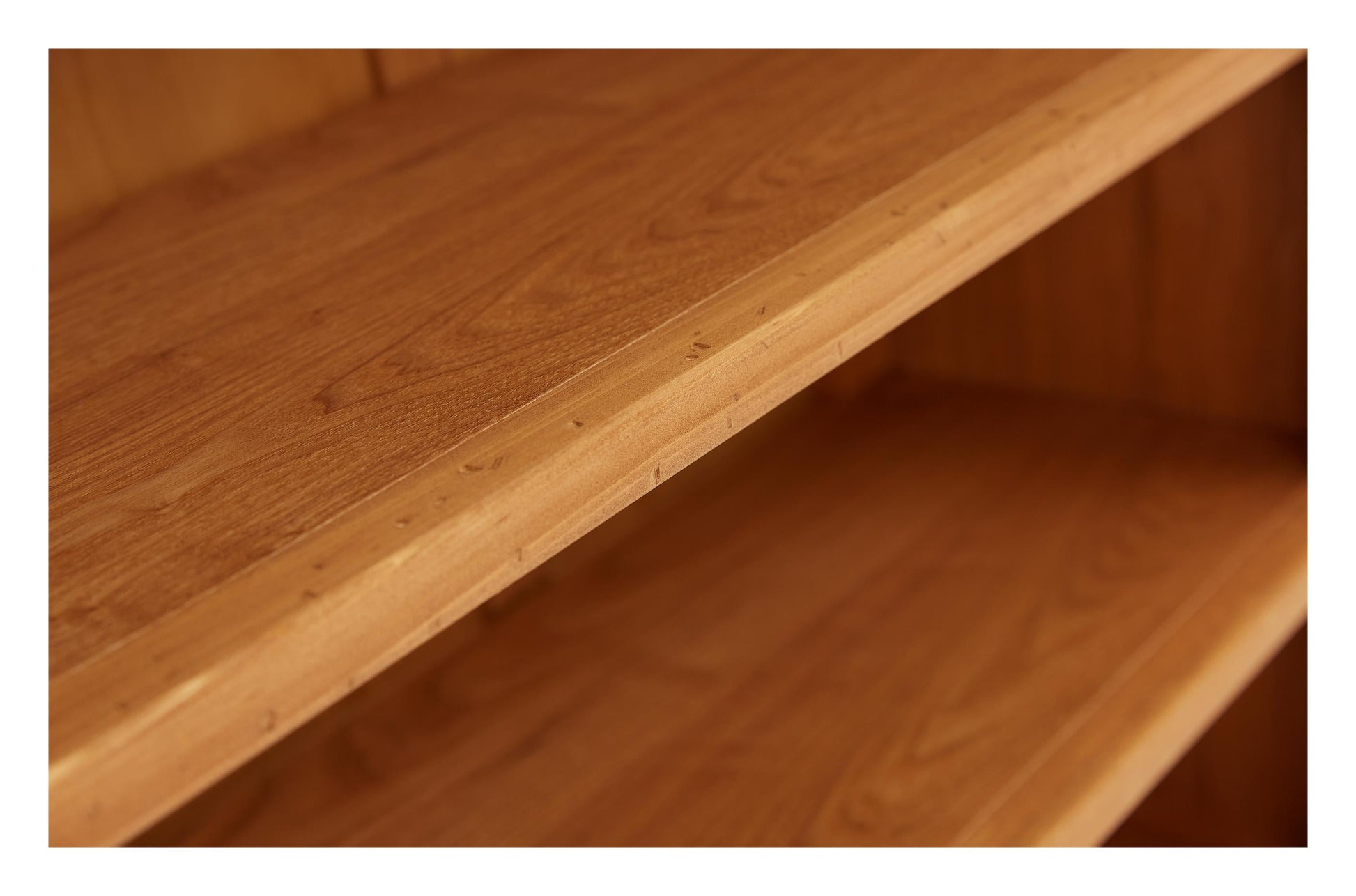 Ready-to-assemble bookcase