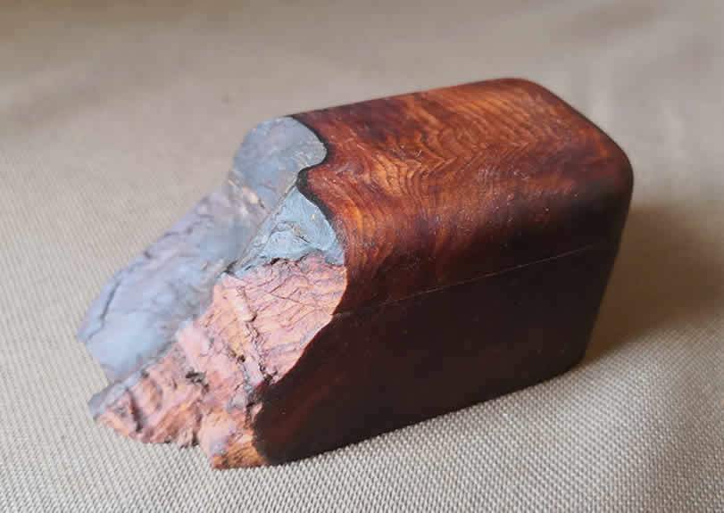 Live edge decorative box with lid